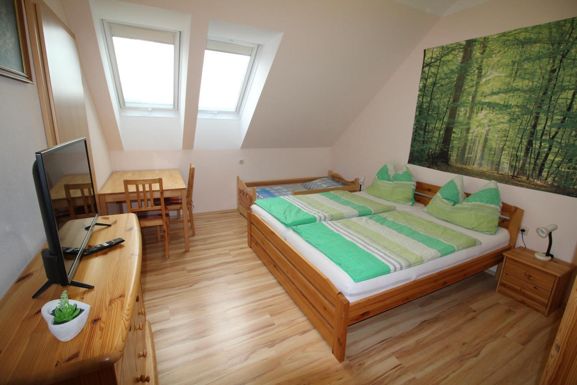 Privatzimmer Fam. Fuehrer Ottenschlag Exterior photo