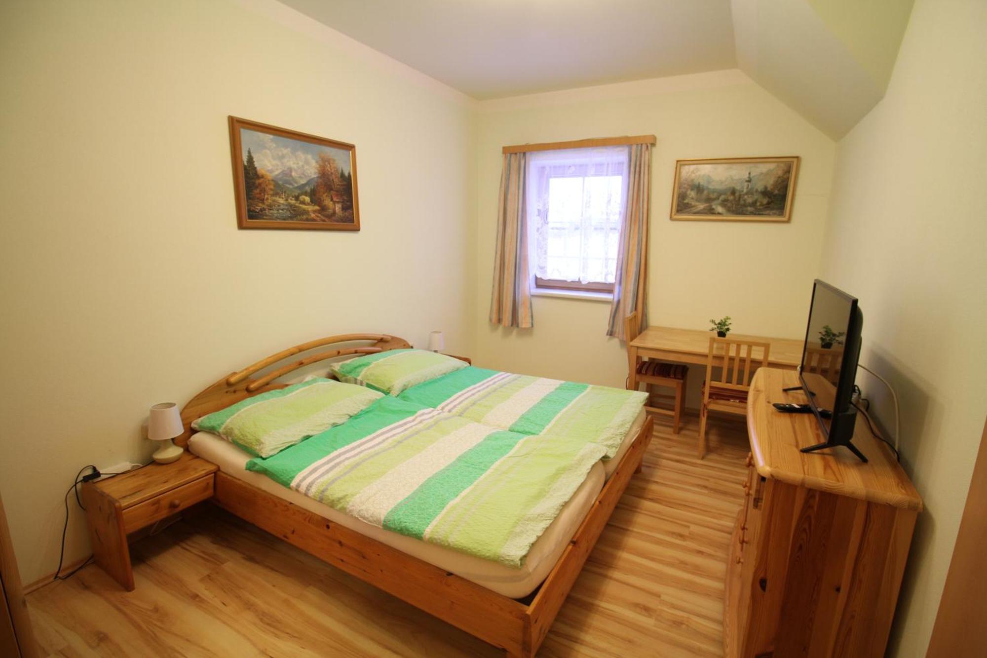 Privatzimmer Fam. Fuehrer Ottenschlag Exterior photo